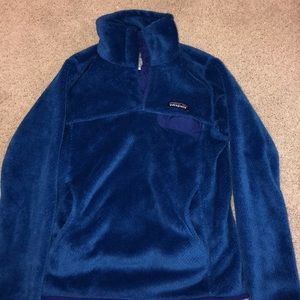 dark blue patagonia  re tool fleece women’s xs